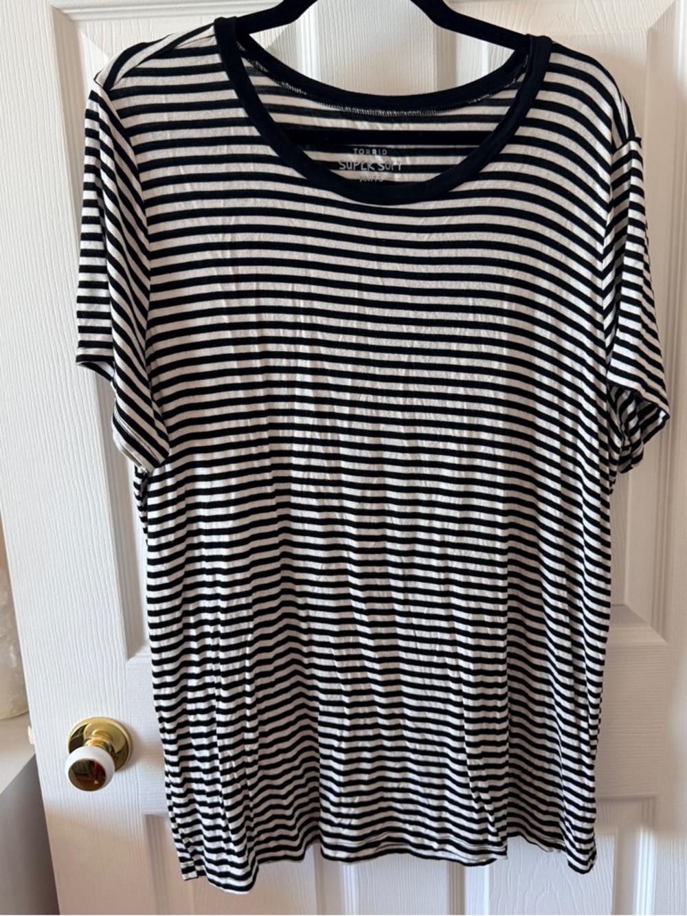torrid Black & White Striped Short Sleeve Tee